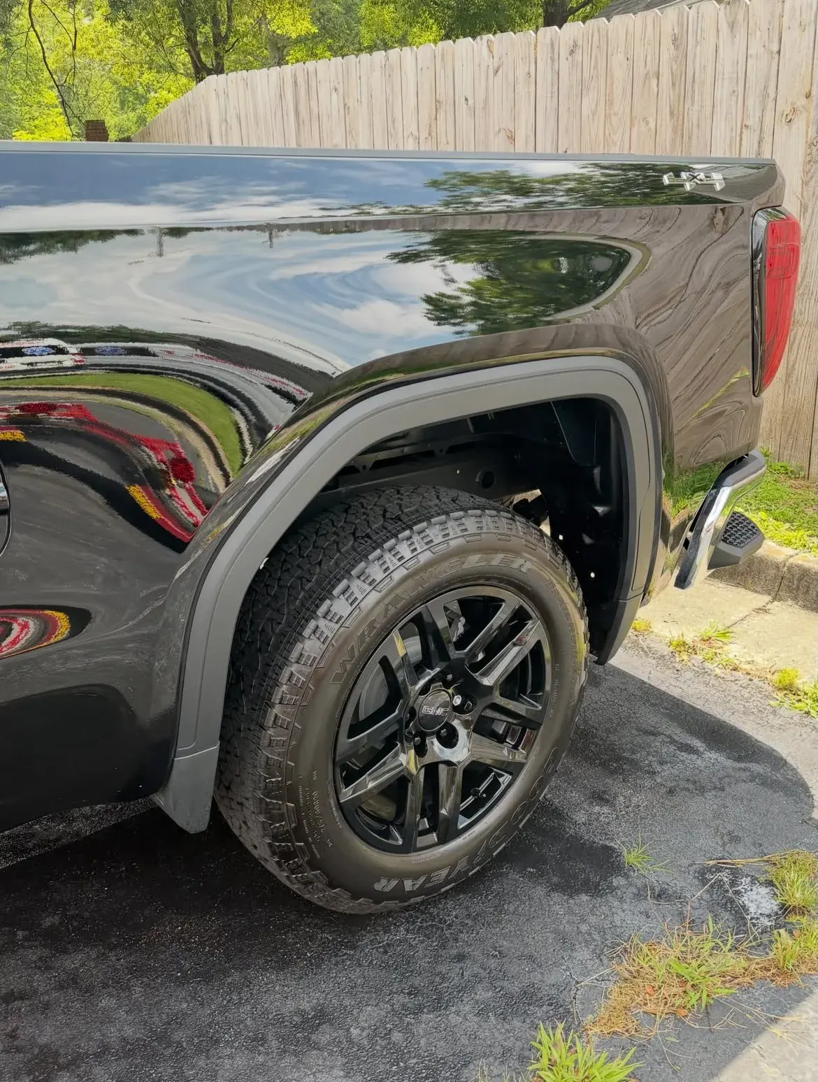 Glossy detailed truck panel and wheel